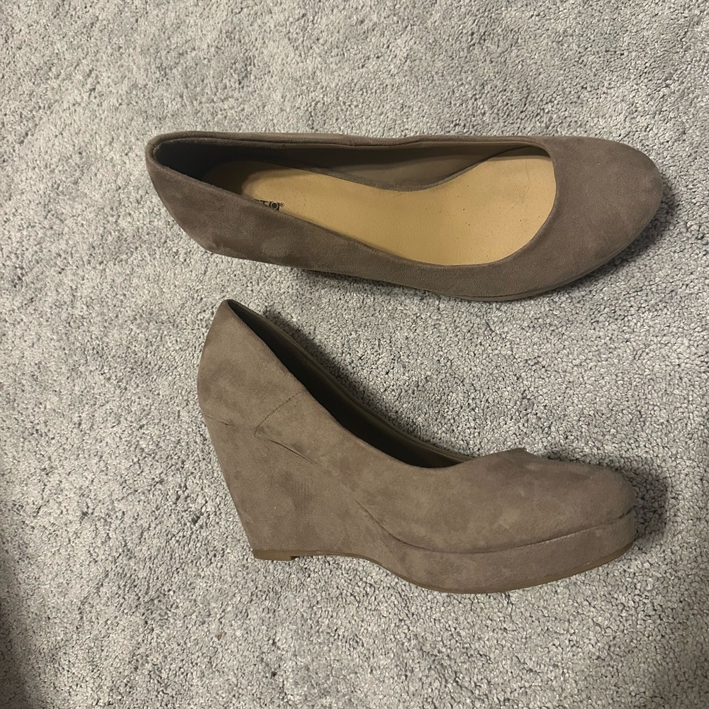 APT.9 nude 4inch heel